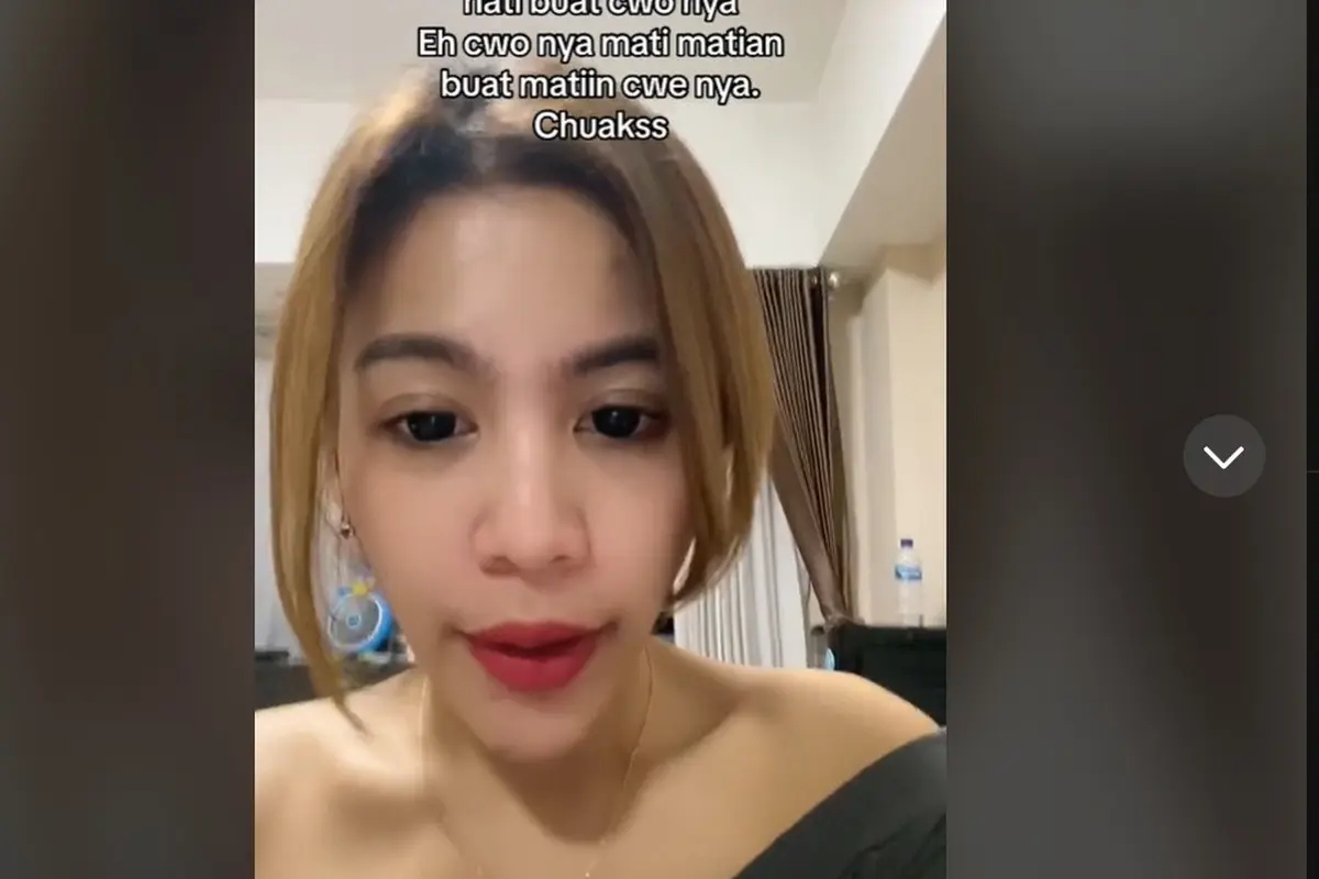 Dini Sera Afrianti (29) menjadi korban dugaan penganiayaan hingga tewas yang dilakukan oleh anak anggota DPR RI fraksi PKB Gregorius Ronald Tannur (31) di Surabaya, Jawa Timur.