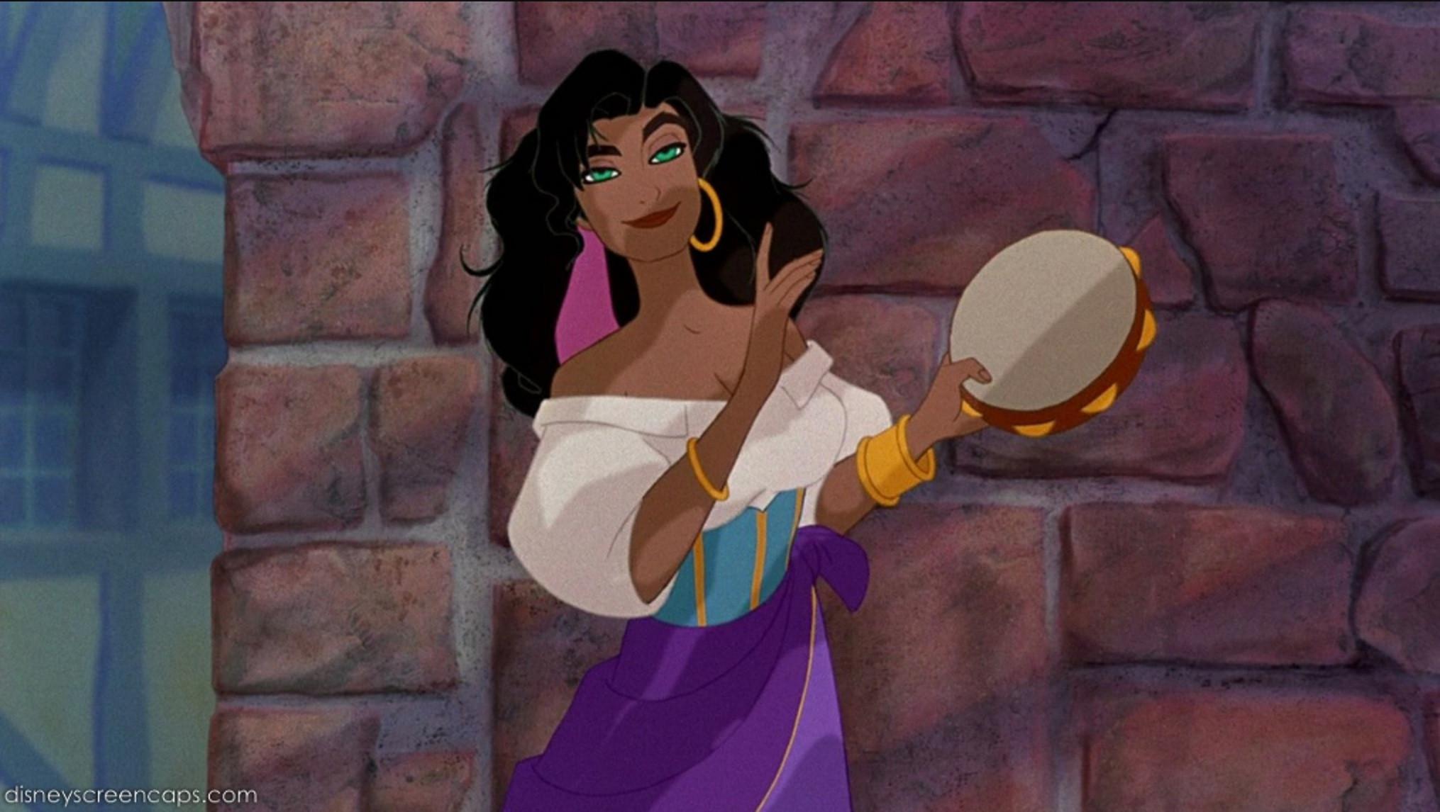 Esmeralda di The Hunchback of Notre-Dame (Pinterest)