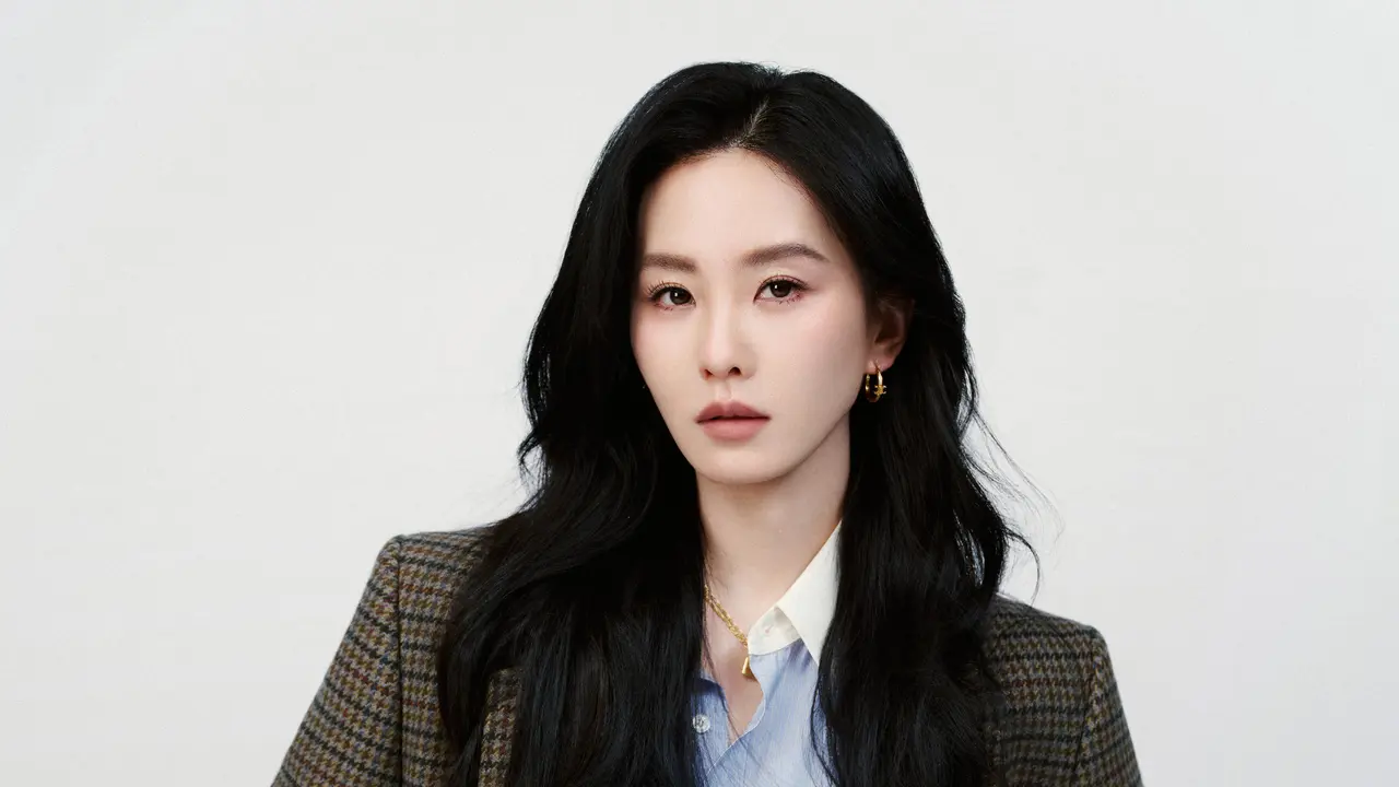 Gaya Preppy Shishi Liu, Diumumkan Jadi Global Ambassador Terbaru CELINE
