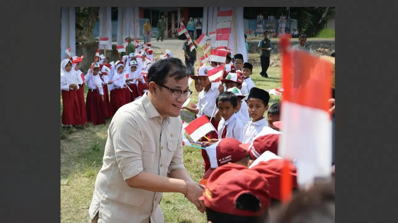 Kepala Badan Percepatan Pengentasan Kemiskinan (BP Taskin) Budiman Sudjatmiko menegaskan komitmen penuh dalam mempercepat implementasi Program Makan Bergizi Gratis (MBG).