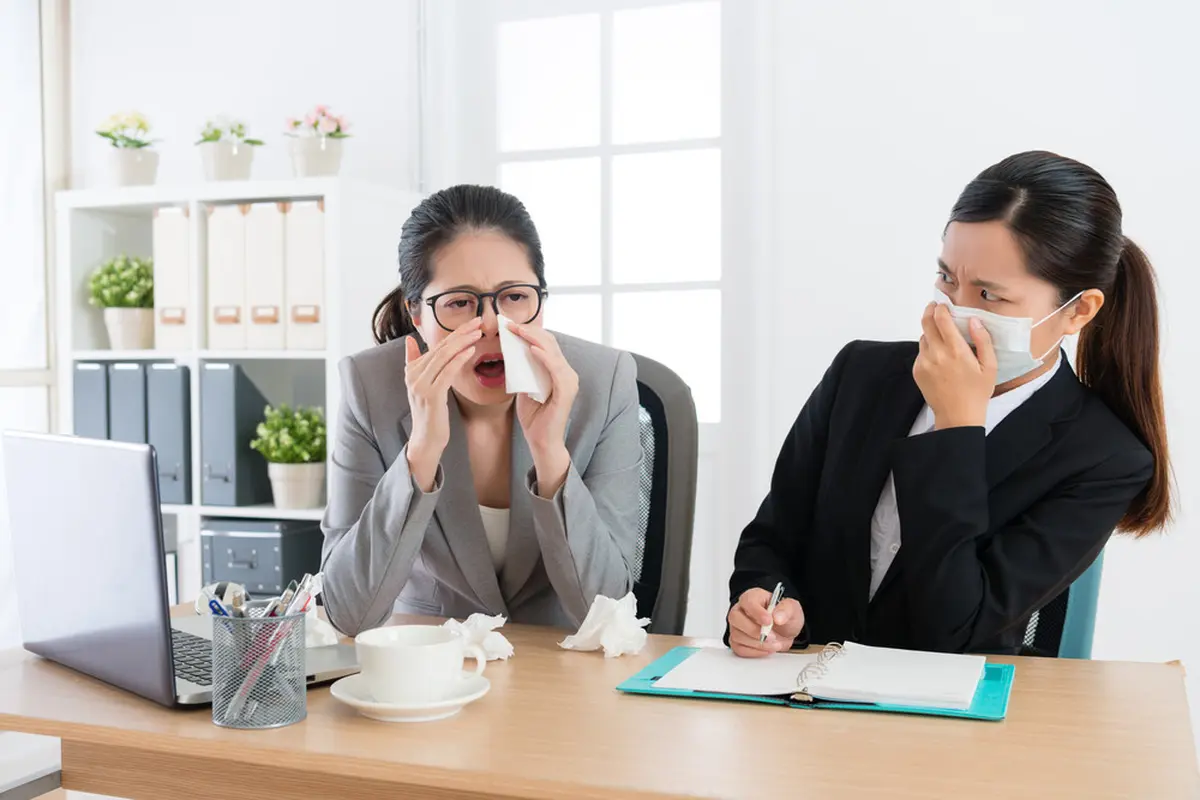 Cara Menjaga Kesehatan di Tengah Cuaca Ekstrim dan Kualitas Udara Buruk (PR Image Factory/Shutterstock)
