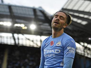 Manchester City secara mengejutkan kalah dari klub papan bawah Liga Inggris, Crystal Palace. Laga yang berlangsung di Etihad Stadium tersebut berakhir dengan skor 0-2. (AFP/Oli Scarff)