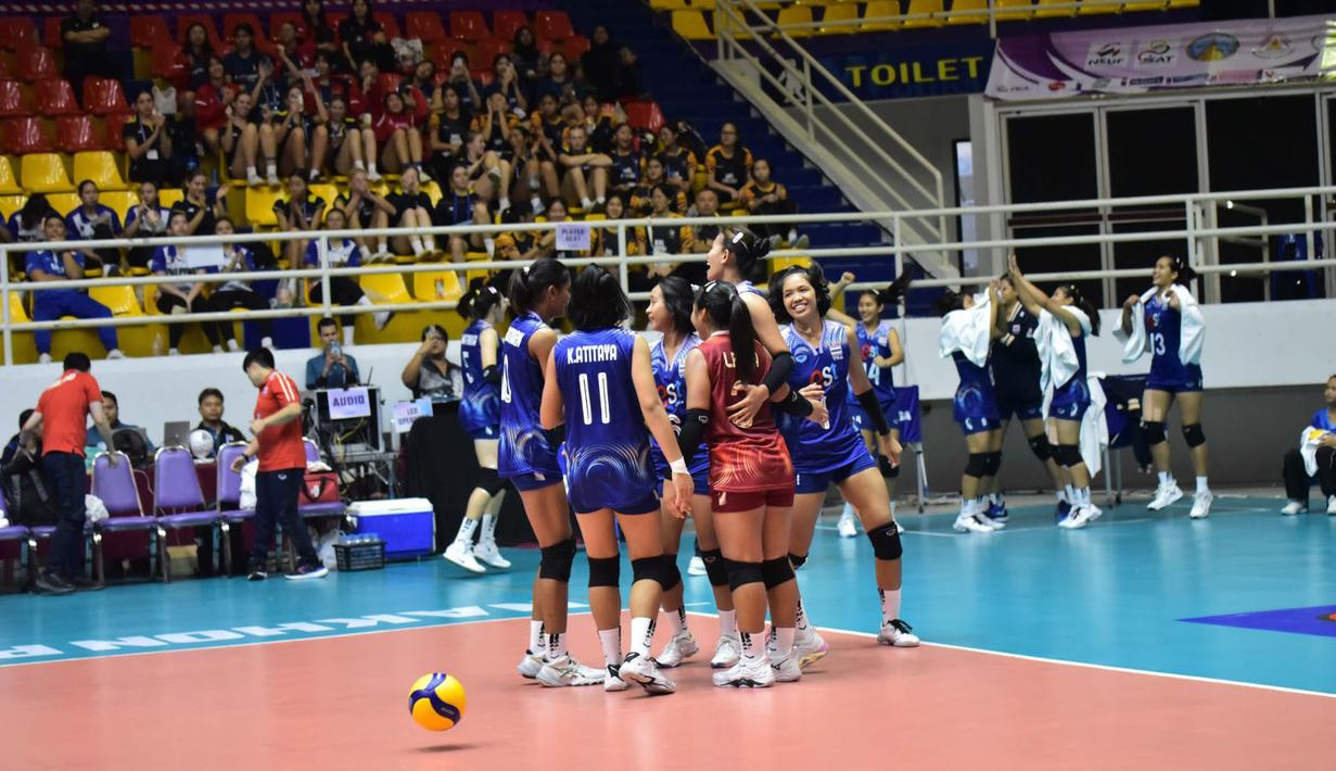 <p>Selebrasi para pemain Timnas voli putri Thailand merayakan kemenangan 3-1 (25-19, 25-17, 24-26, 25-17) atas Indonesia pada laga final turnamen bola voli putri U-18 Princess Cup 2024 di Nakhom Pathon, Thailand, Kamis (13/6/2024). (Dok. PBVSI)</p>
