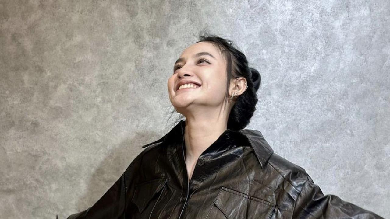 Profil Arlida Putri