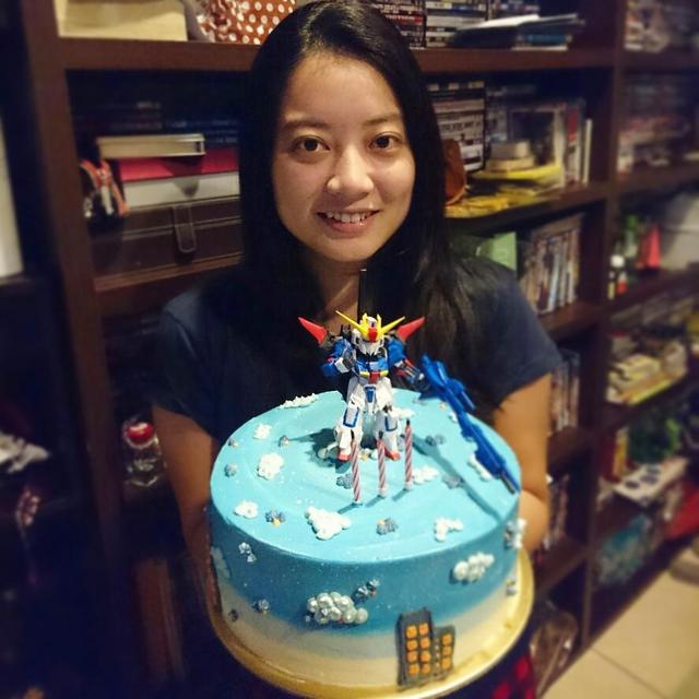 Leony Vitria Hartanti