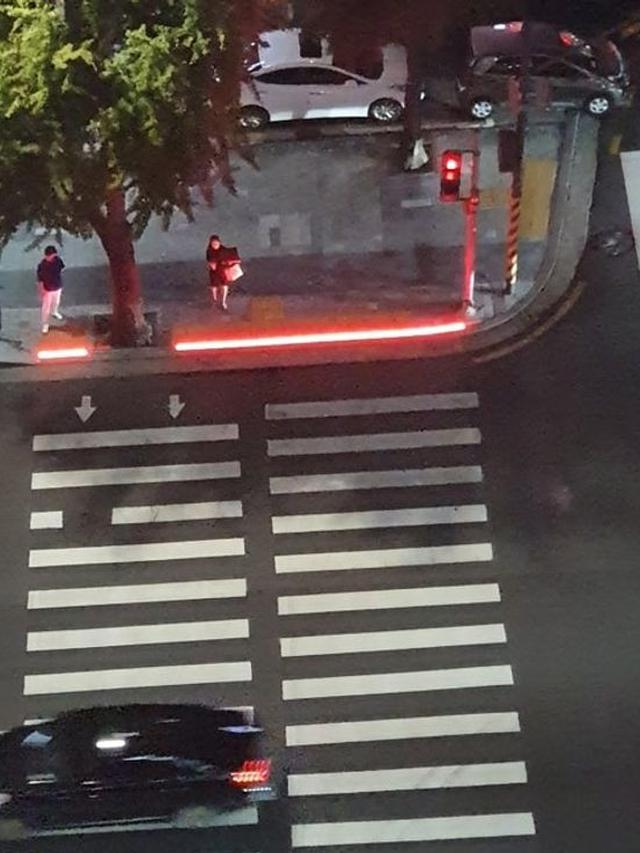 7 Potret Desain Fasilitas Umum di Jalan Hingga Mall Ini Bikin Hidup Makin Mudah