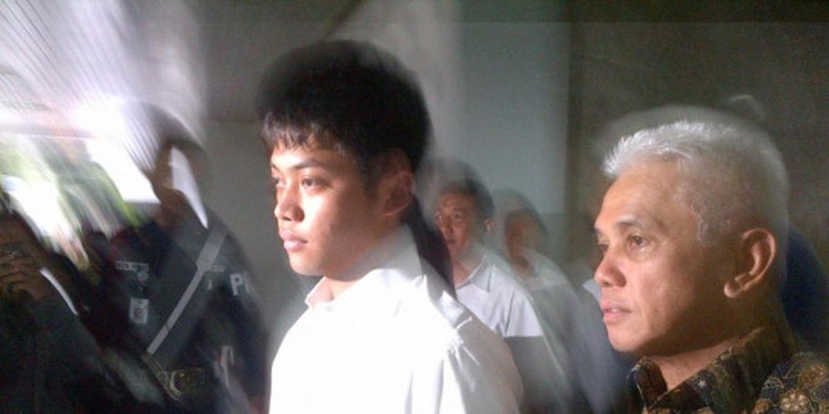 Petisi adili Rasyid