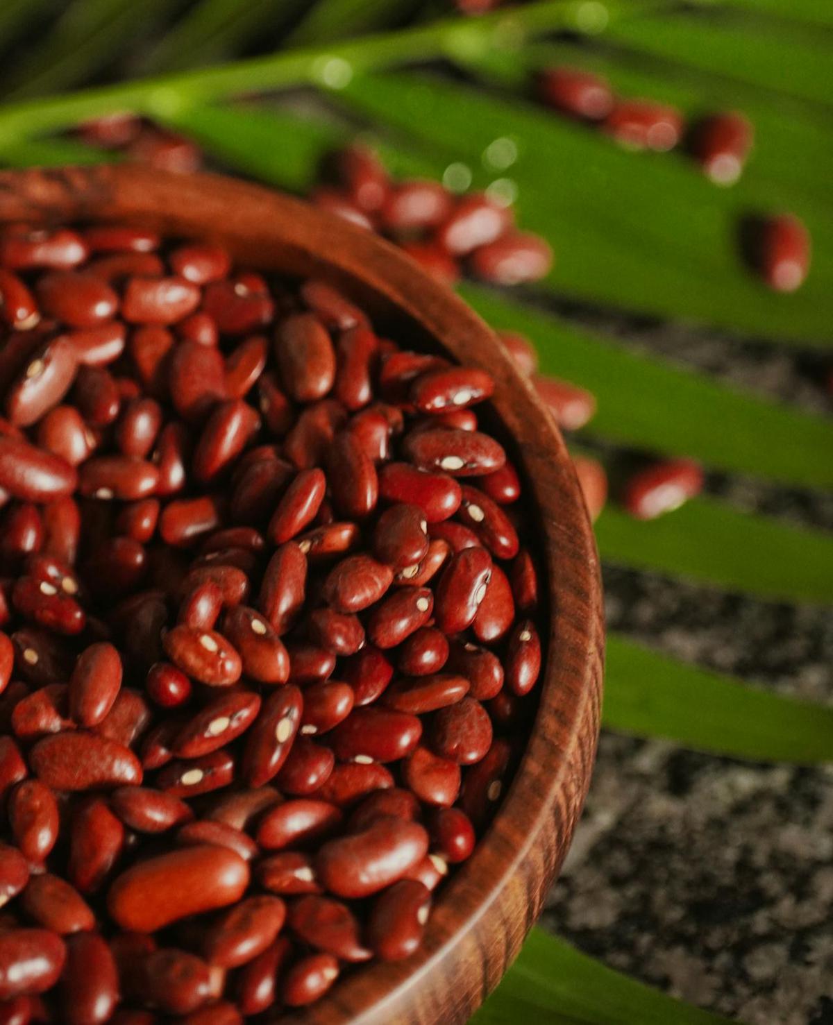 Ilustrasi Biji Kacang Merah Mentah