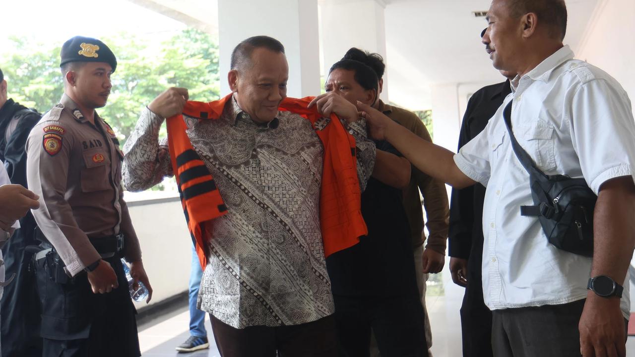 FOTO: Eks Sekretaris MA Nurhadi Divonis Lima Tahun Penjara