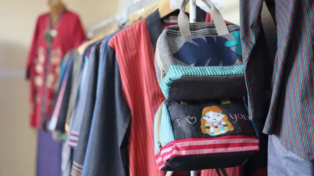 BRI Dampingi UMKM Diopeni, Tenun Lurik Naik Kelas dan Berdayakan Perempuan