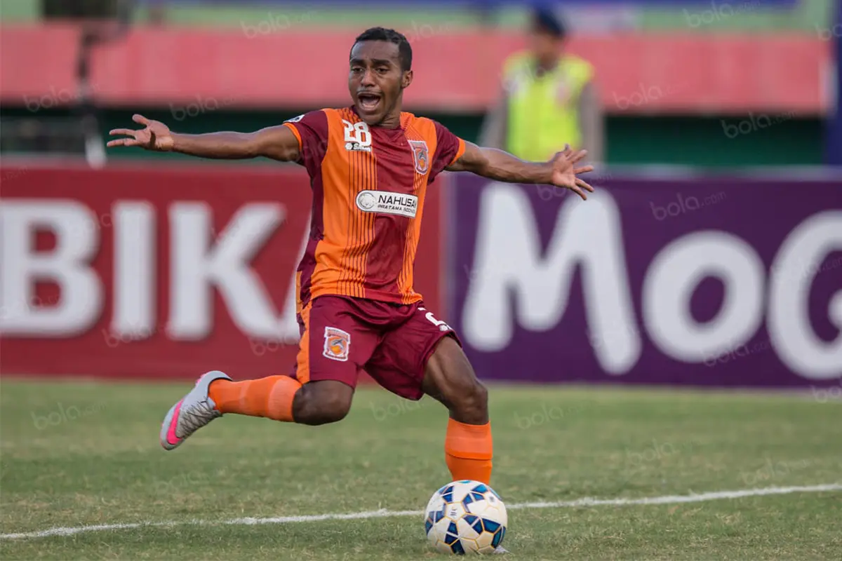 Bola.com Borneo FC Terens Puhiri