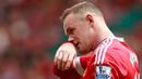 Ekspresi bintang MU, Wayne Rooney saat gagal mencetak gol ke gawang Newcastle pada laga Liga Inggris di Stadion Old Trafford, Inggris, Sabtu (22/8/2015). Pertandingan berakhir imbang 1-1. (Action Images via Reuters/Jason Cairnduff)