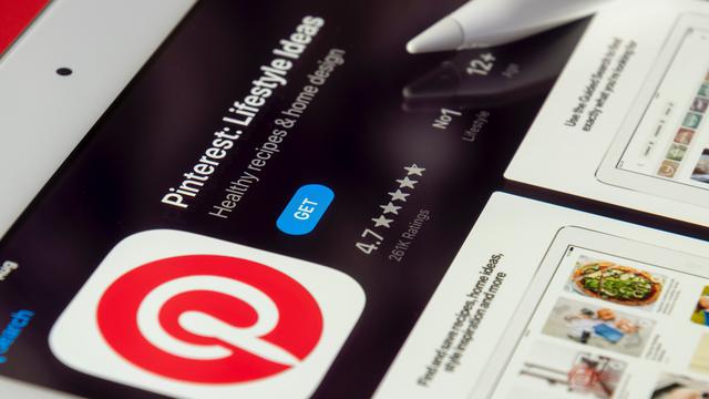 Ilustrasi cara, download video, Pinterest