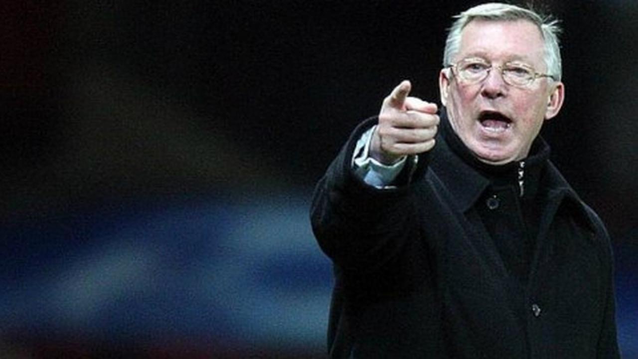 Eks MU ini ajak fans petisi Ferguson kembali latih MU
