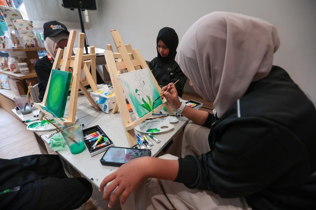 Lukisan Anak Korban Bencana Tersaji dalam Pameran Bukit Mimpi