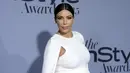 Kim Kardashian West berpose untuk fotografer saat menghadiri acara InStyle Awards di Getty Center, Los Angeles, California, Selasa (27/10/2015). (REUTERS/Kevork Djansezian)