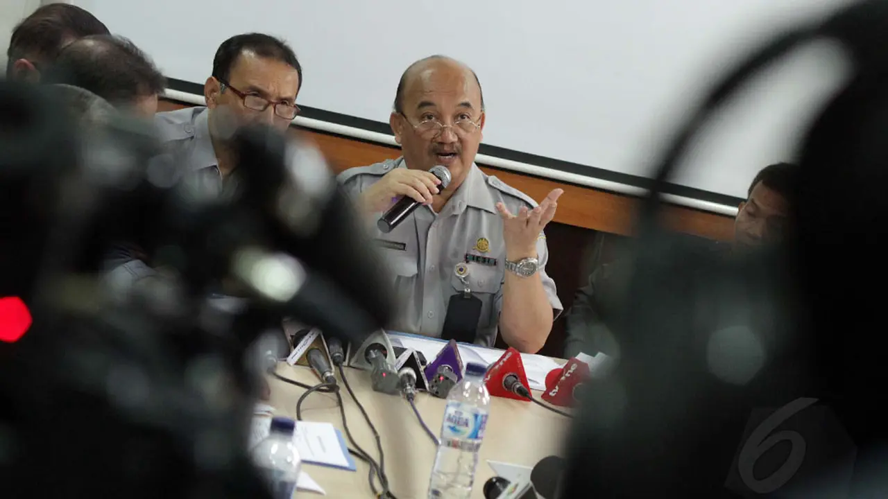 Kemenhub Pastikan AirAsia QZ8501 Hilang Kontak