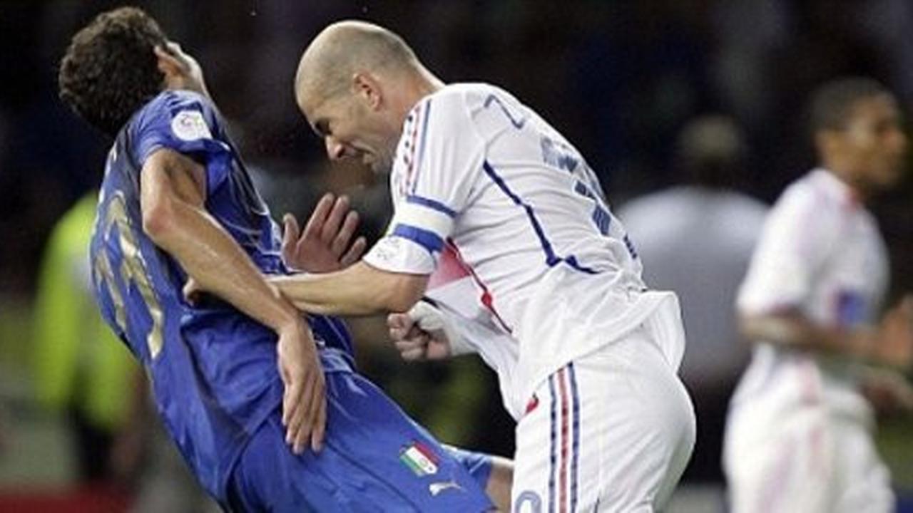 Zinedine Zidane - Marco Materazzi (2006)