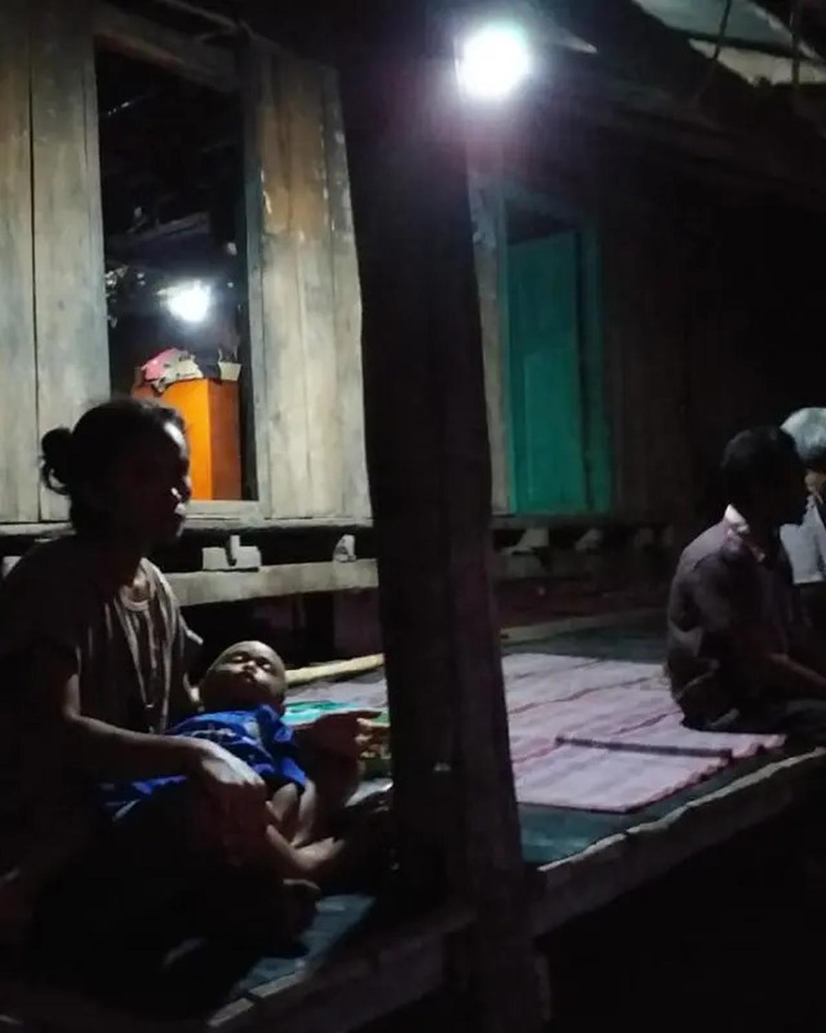 80 Tahun RI Merdeka, 10 Desa Ini Belum Dapat Listrik, Internet Numpang Timor Leste