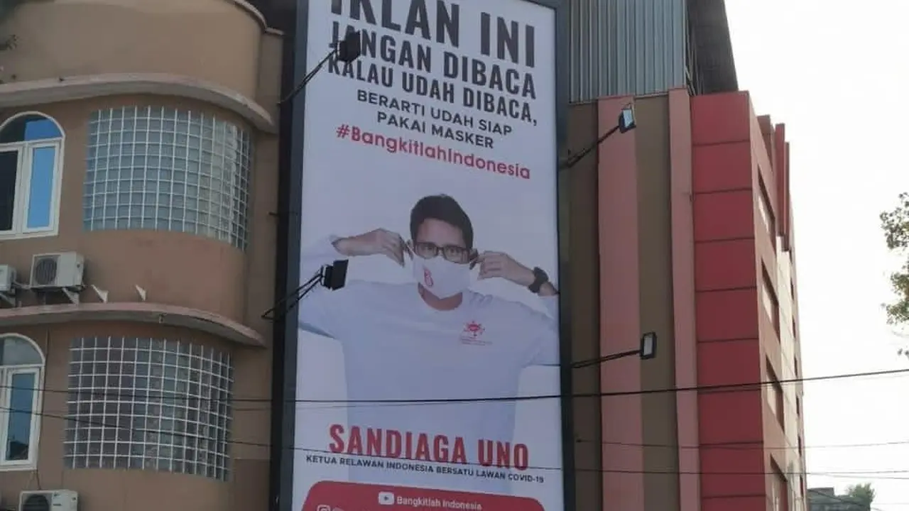 Baliho anjuran patuhi protokol kesehatan Sandiaga Uno. (Foto: Istimewa).