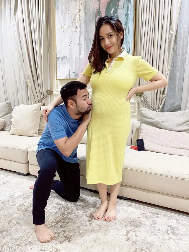 6 Potret Terbaru Raffi Ahmad dengan Brewok Tebal, Makin Maskulin