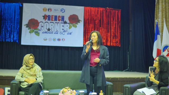 Bedah buku Les Fleur Du Mal