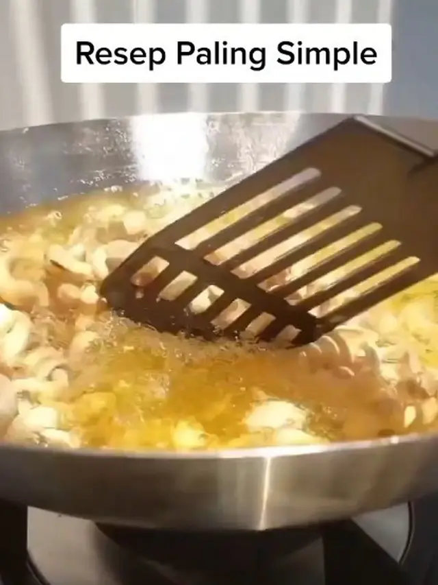 Tidak Perlu Direbus, Begini Cara Goreng Kacang Mete Supaya Bumbu Meresap dengan Awet