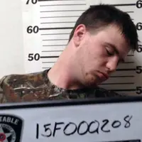 Dia berlebihan menghisap mariyuana dan mabuk sampai tertidur mengendarai truk memasuki parkir retail terbesar Walmart.