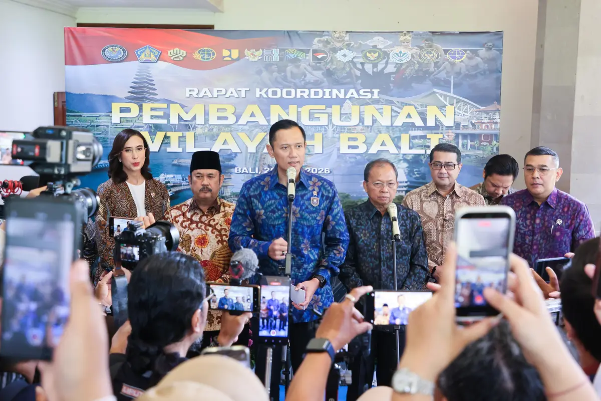 Menko Bidang Infrastruktur dan Pembangunan Kewilayahan Agus Harimurti Yudhoyono (AHY) usai memimpin Rapat Koordinasi Pengembangan Wilayah Bali di Gedung Wiswa Sabha, Kantor Gubernur Bali, Denpasar. (Foto: Istimewa)