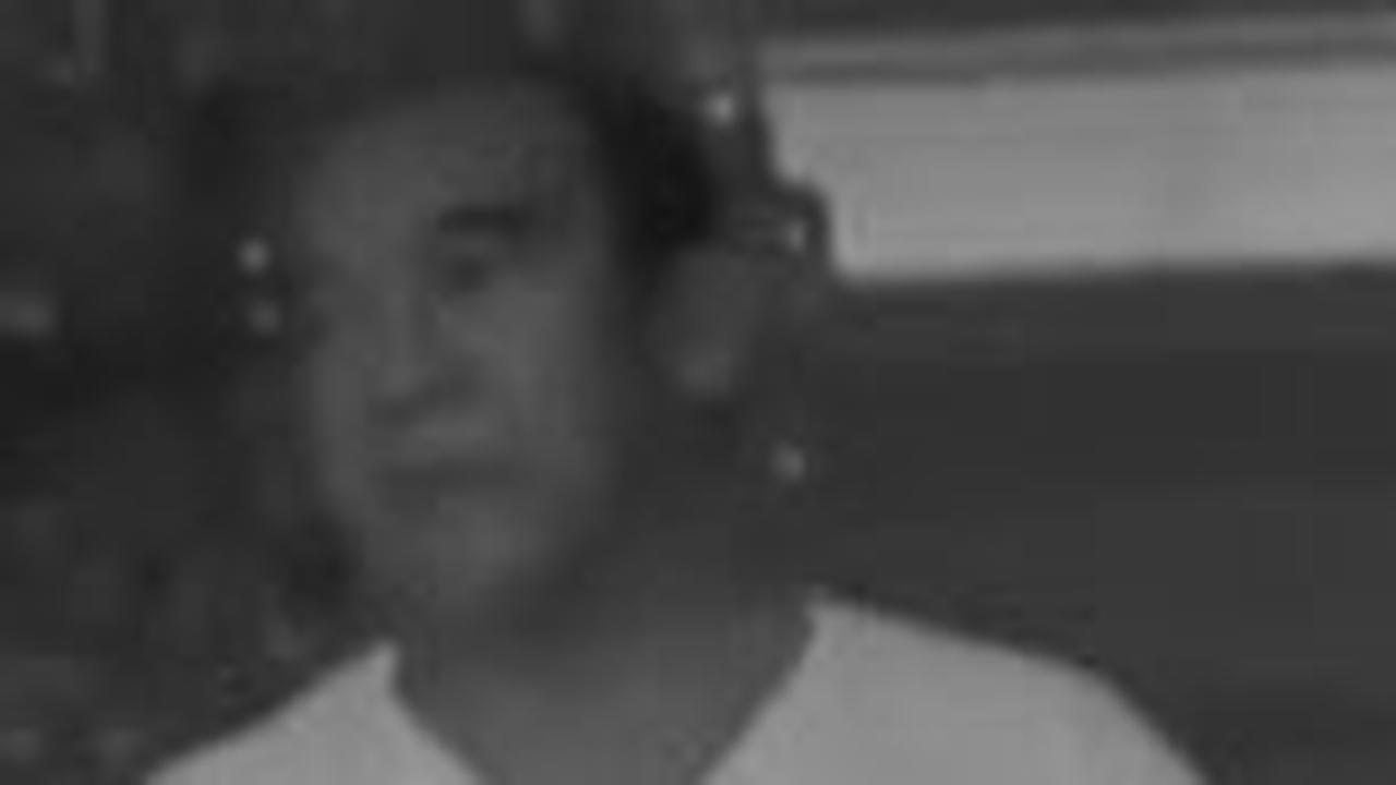 Rekaman Video Detik-Detik Soekarno Tinggalkan Istana Tahun 1967, Hanya Pakai Kaos Oblong lalu Bagi-Bagi Dasi ke Wartawan