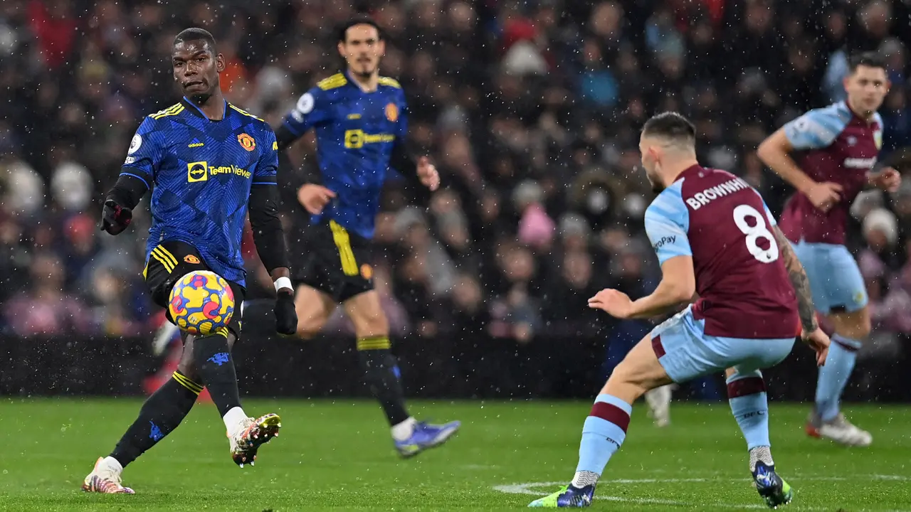 Foto: Paul Pogba Cetak Gol, MU Ditahan Imbang 1-1 oleh Burnley di Pertandingan Lanjutan Liga Inggris