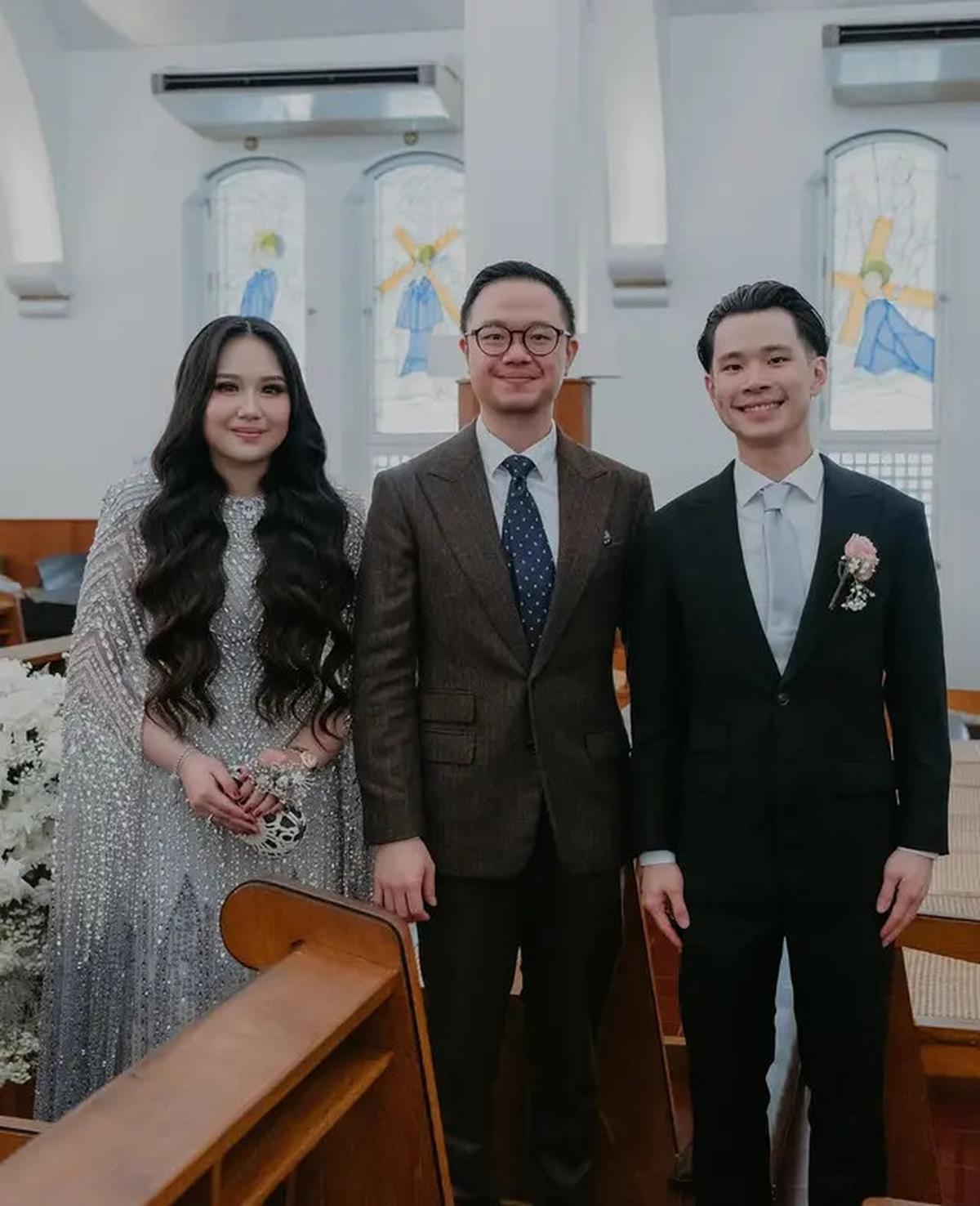 6 Potret Sisca Kohl dan Jess No Limit di Pernikahan Jessica Jane, Memukau