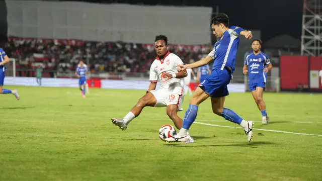 Taufik Rustam dan Yusaku Yamadera - Malut United Vs PSIM Yogyakarta di BRI Super League 2025/2026