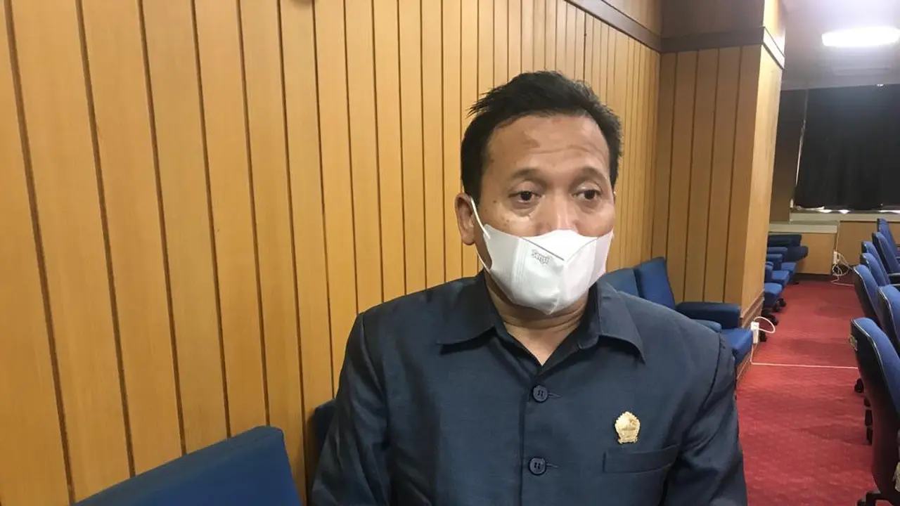 Sekretaris Komisi B Dprd Jawa Tengah, Muhammad Ngainirrichardl