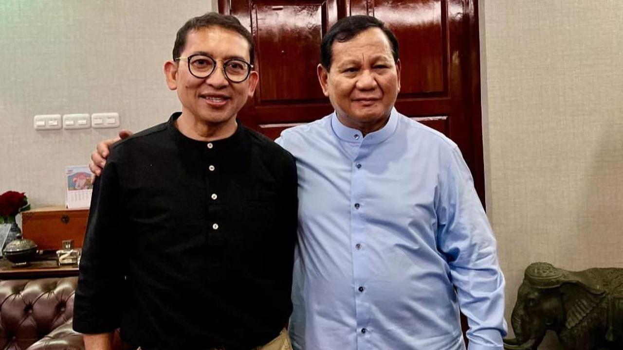 Sedangkan seorang petinggi parpol Koalisi Prabowo-Gibran menambahkan, nama Fadli Zon juga bakal masuk kabinet. Dia akan jadi Menteri Luar Negeri.<br>
