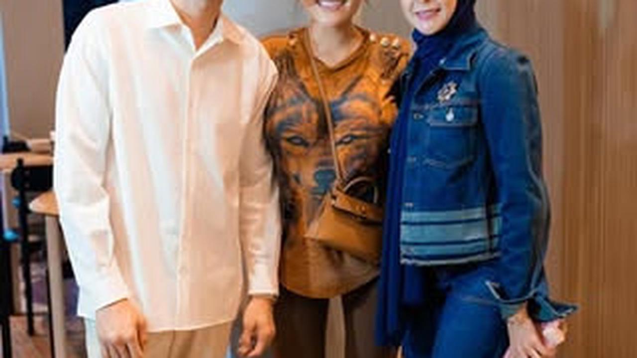 9 Potret Seleb yang Hadir di Pembukaan Resto Nikita Mirzani, Ada Raffi Ahmad hingga Olla Ramlan