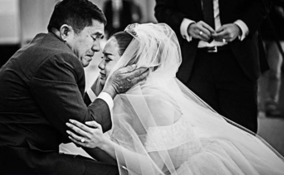 Momo Geisha dan mendiang ayahandanya. (Instagram/therealmomogeisha)