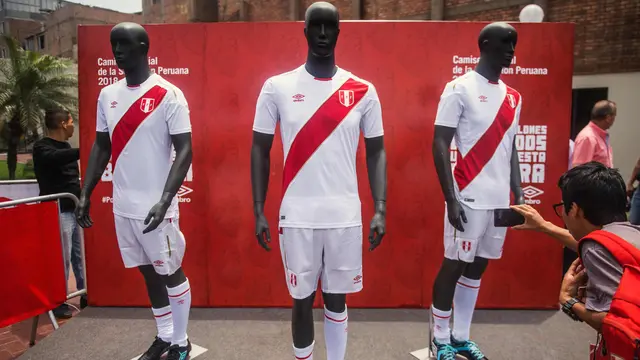 Jersey Timnas Peru