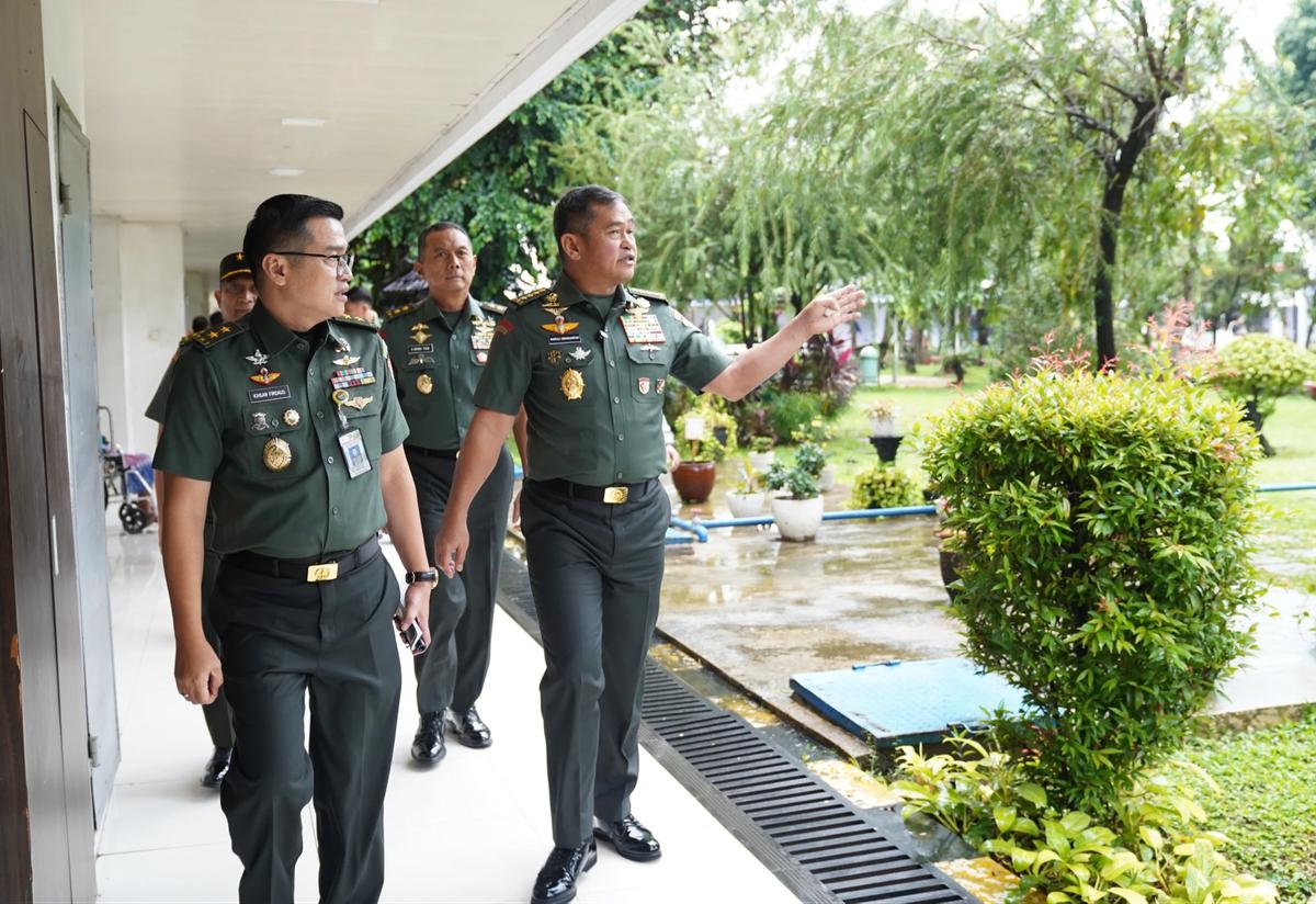 FOTO: Kasad Tinjau Modernisasi Fasilitas RSPAD Gatot Soebroto