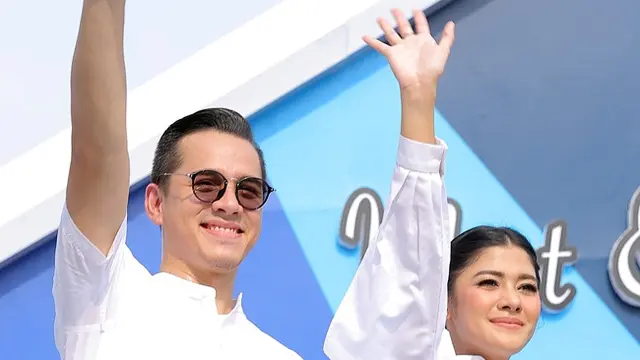 [Bintang] Orang Ketiga