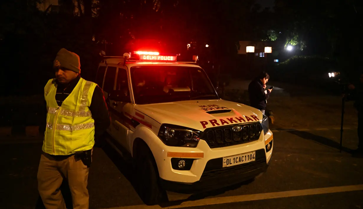 Guy Nir juru bicara Kedubes Israel menjelaskan bahwa polisi beserta aparat keamanan setempat sedang menyelidiki peristiwa itu. (Arun SANKAR / AFP)