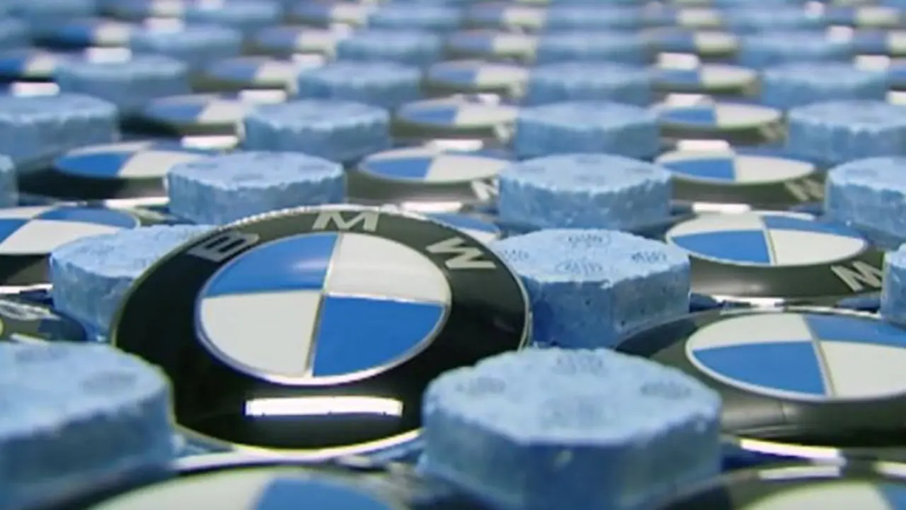 Logo BMW dan Sejarah Kontroversial di Baliknya