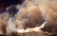 FOTO: Dahsyatnya Kebakaran Hutan di California, Puluhan Ribu Warga Dievakuasi