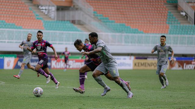 RANS Nusantara Vs Persebaya Surabaya