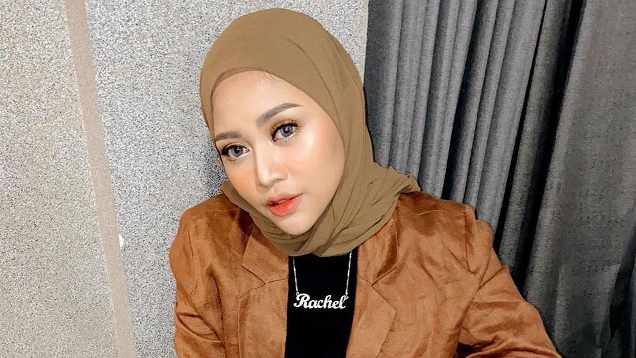 Rachel Vennya (https://www.instagram.com/p/B6HVZ7mlId5/)