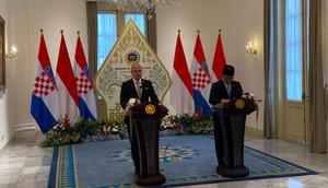 Menlu Sugiono pada Senin (11/10/2025) di Gedung Pancasila, Jakarta, menegaskan bahwa rencana pendirian Pusat Islam di Kroasia memiliki arti strategis, bukan hanya bagi komunitas Muslim setempat, tetapi juga bagi citra toleransi dan keberagaman di kawasan Eropa (Dok. Liputan6.com/Teddy Tri Setio Berty).