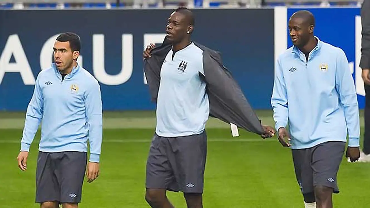 tevez-balotelli-toure-131020b.jpg