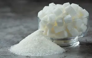 Ilustrasi gula rafinasi impor. Foto: Freepik/Jcomp