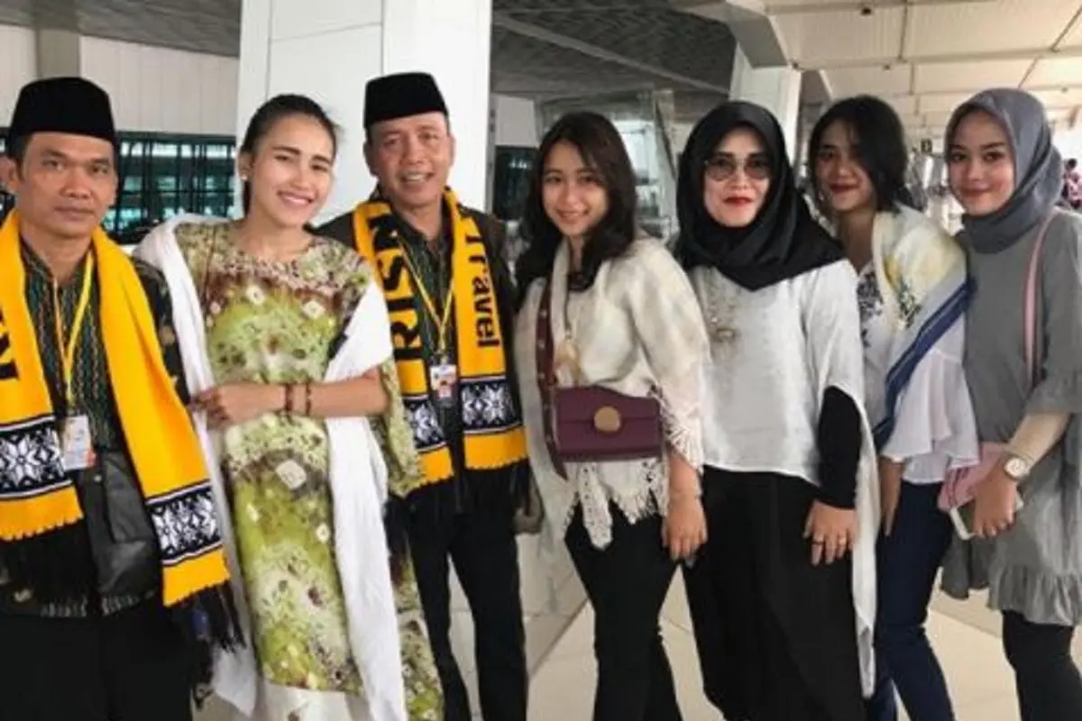 [Bintang] Ayu Ting Ting