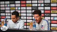 Pelatih Atletico Madrid, Diego Simeone, dalam sesi jumpa pers menjelang laga kontra Paris Saint Germain, (Minggu/29/2018). (Bola.com/Wiwig.Prayugi)